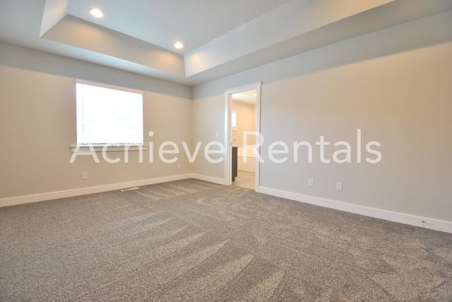Building Photo - New Built Nibley Townhome | Neighborhood Park & Close to Schools and Town!