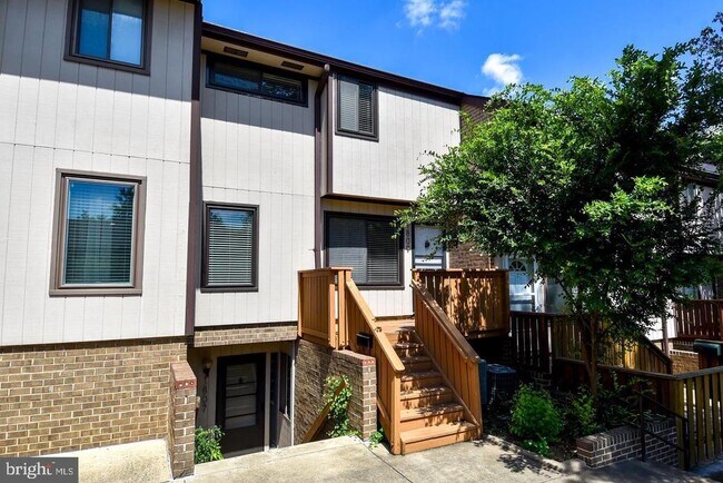 Building Photo - 1809 Westwind Way