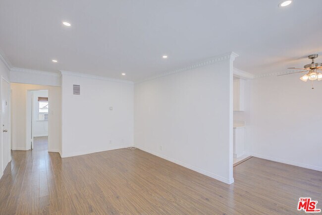 Building Photo - 1643 N Formosa Ave