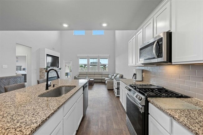 Building Photo - 314 Apache Plum Dr