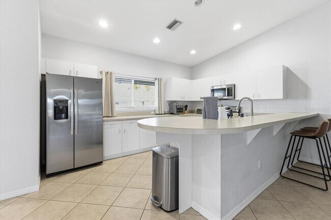 Building Photo - 8101 Memory Ln