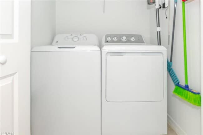 Building Photo - 5527 Double Eagle Cir