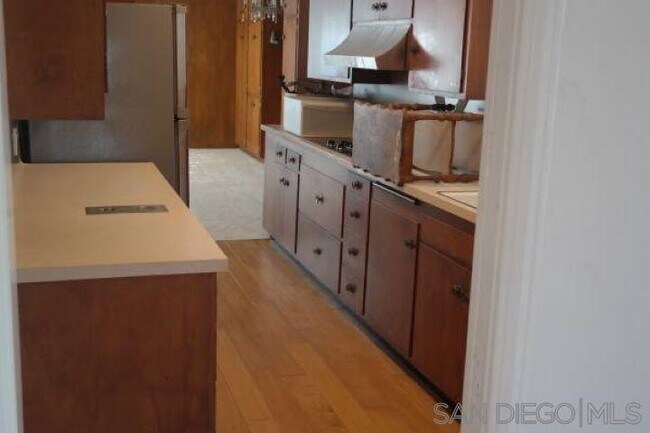 Building Photo - 6210 Mesita Dr