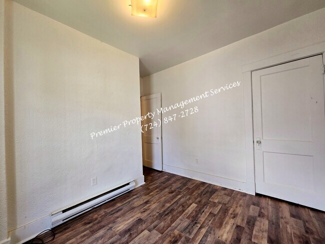 Building Photo - 179 N Elm St