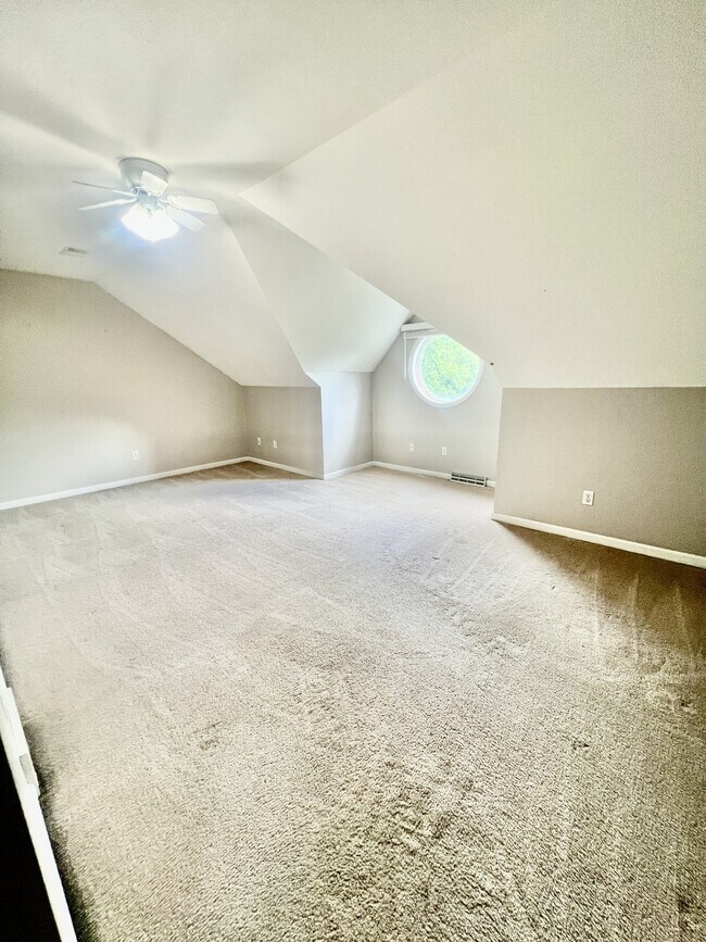 Building Photo - 171 Windwood Dr