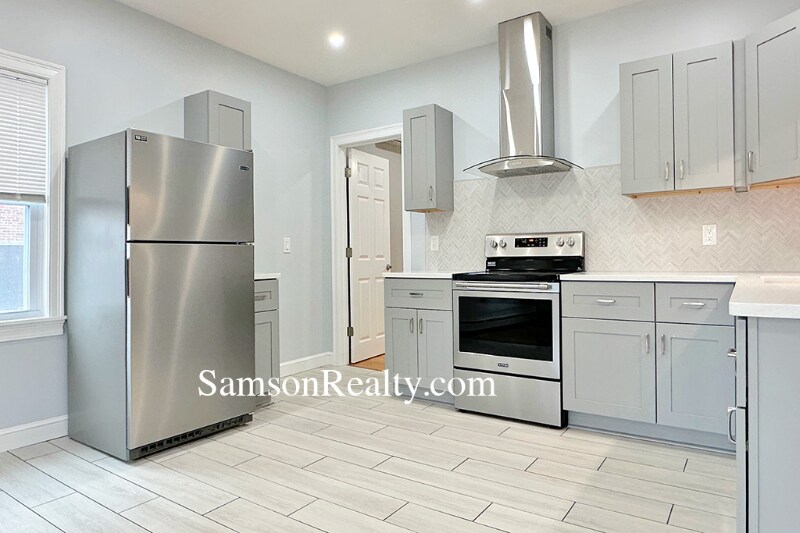 Building Photo - 296 Atwells Ave
