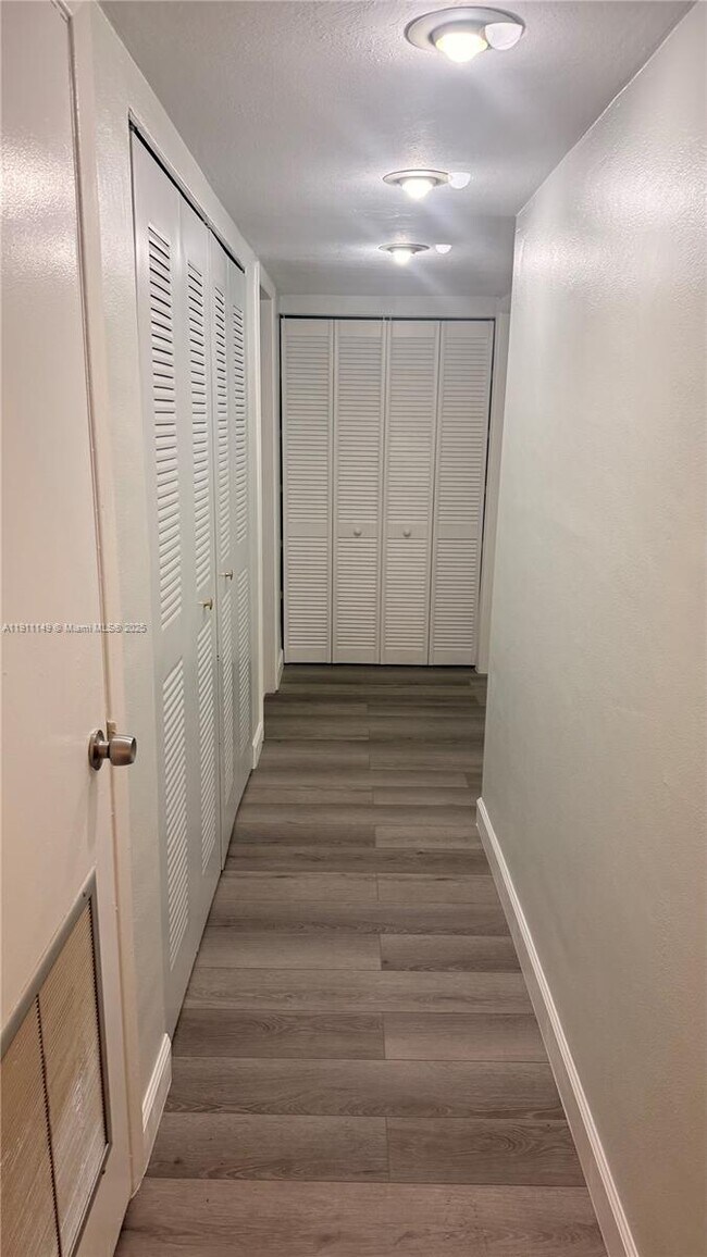 Building Photo - 7400 Miami Lakes Dr