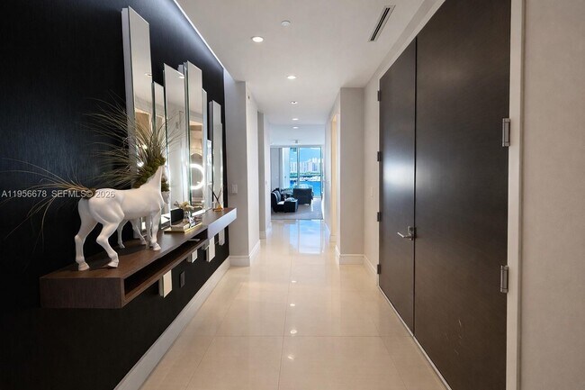 Building Photo - 3300 NE 188th St