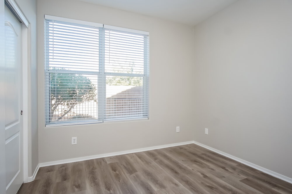 Building Photo - 8860 Ashley Park Ave