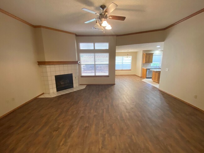 Building Photo - 533 NW 174th St