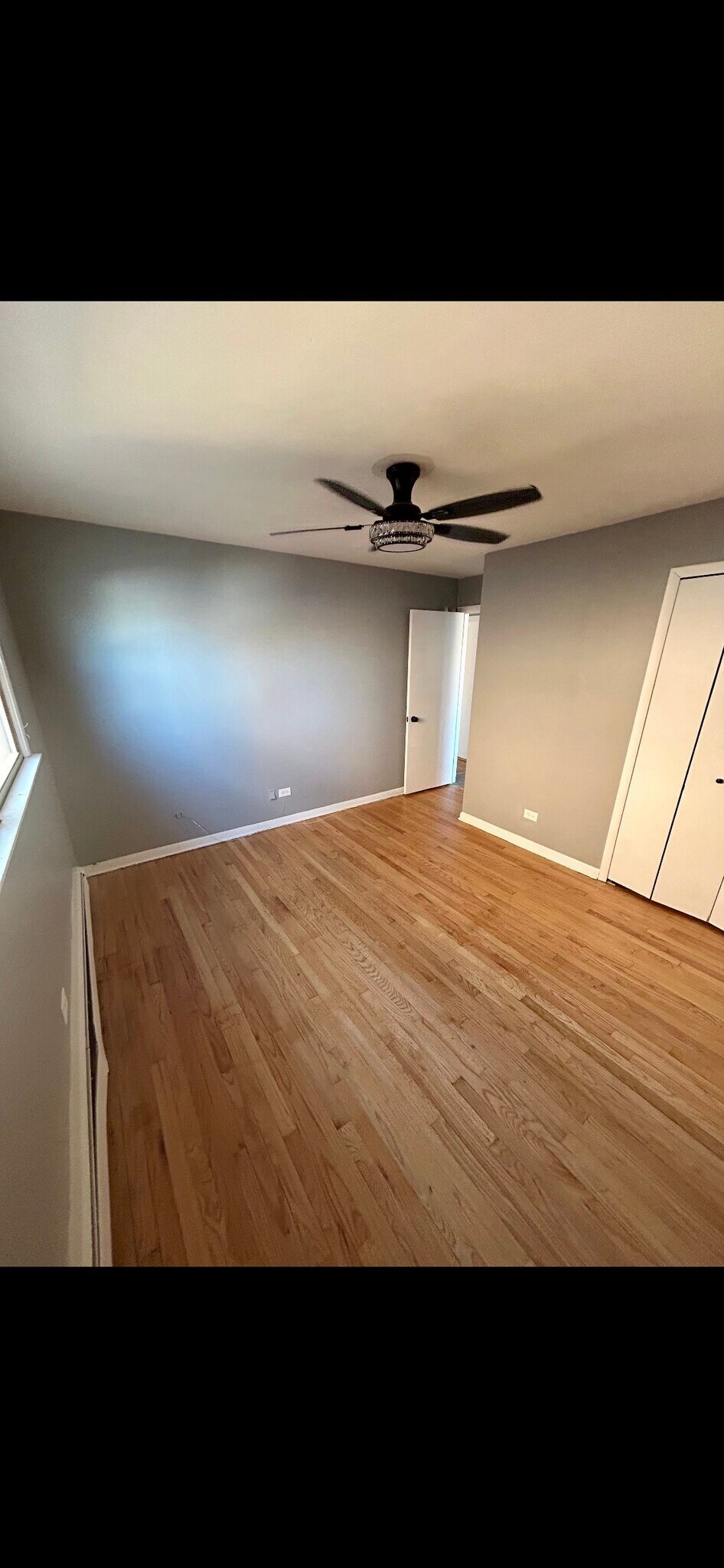 Building Photo - 1616 Memorial Dr