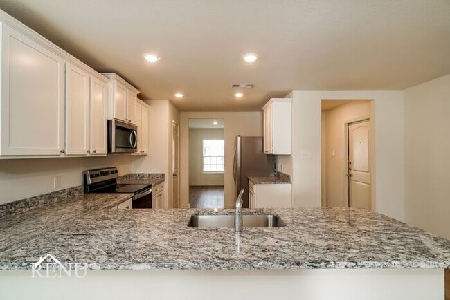 Building Photo - Coming Soon!