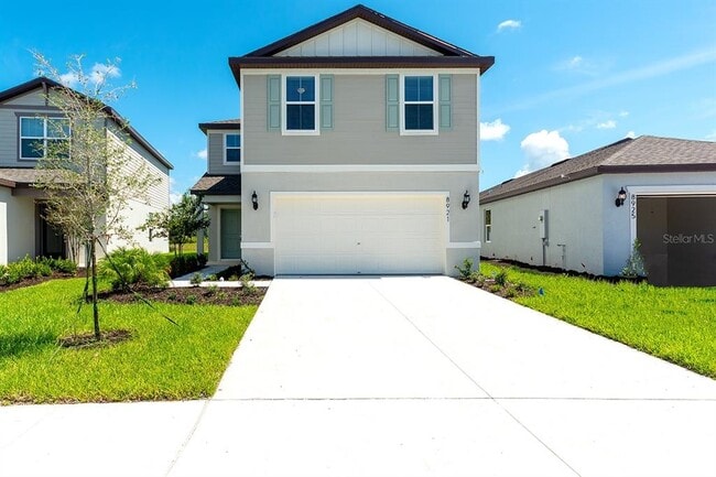 Building Photo - 8921 Royal River Cir