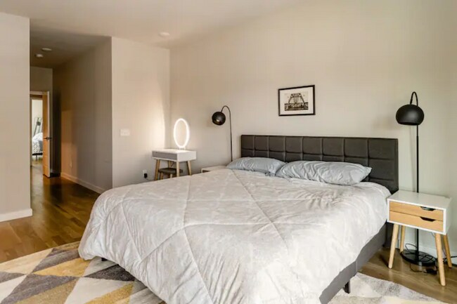 Building Photo - 1505 Jefferson St