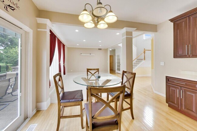 Building Photo - 501 Tuscany Dr
