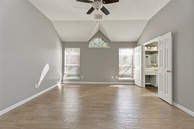 Building Photo - 5112 Carefree Dr