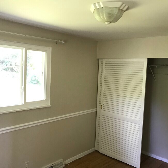 Building Photo - 3549 Rocky Hill Ter