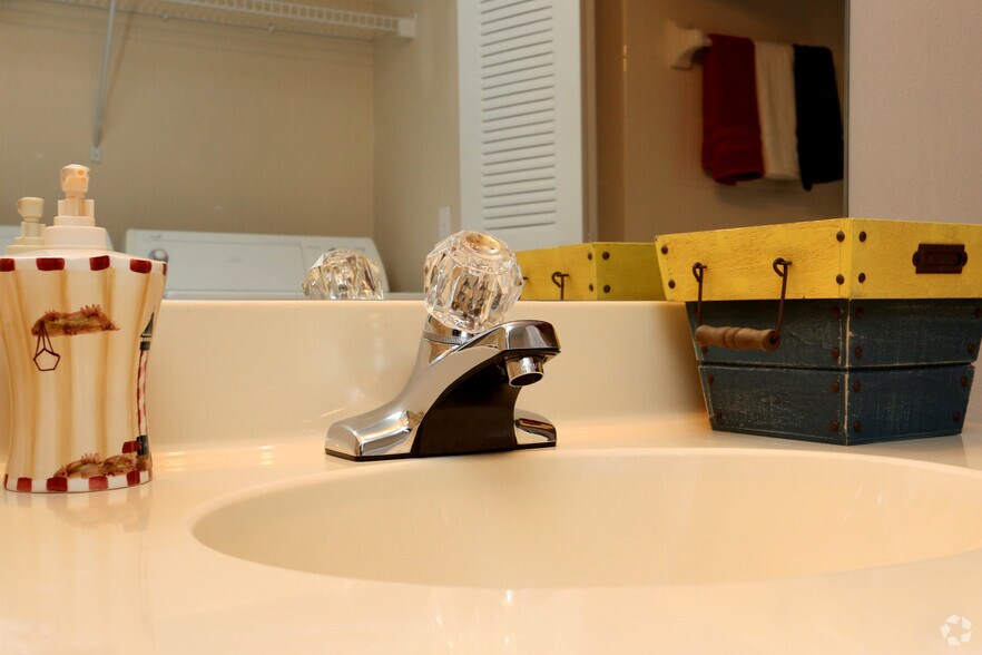 Interior Photo - ZZZPine Lakes Preserve