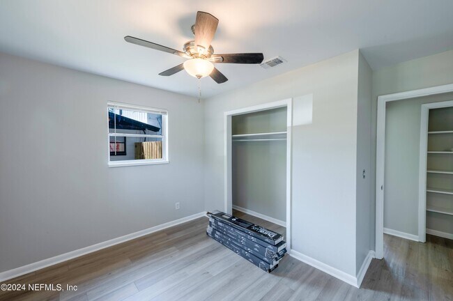Building Photo - 1159 Green Cay Ave