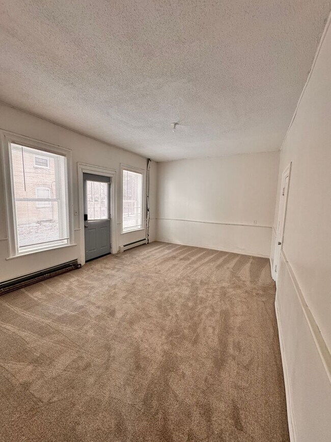 Building Photo - 310 Marshall Ave