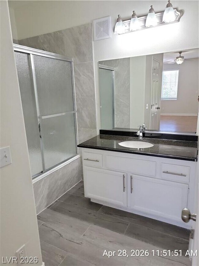 Building Photo - Gated Falls Condo with 3 Bedrooms, Granite Kitchen & Resort Amenities