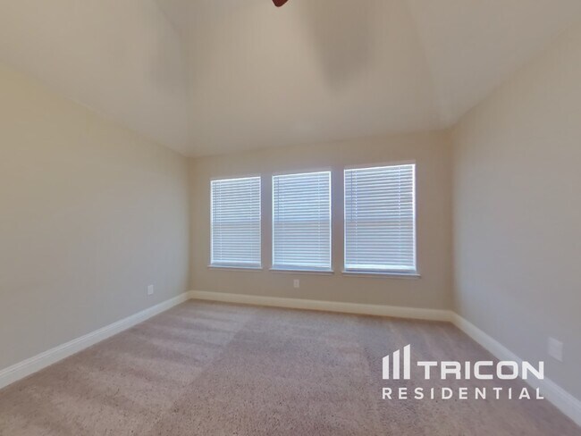 Building Photo - 3600 Meadowtrail Ln