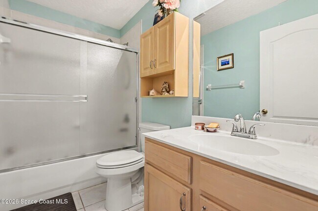 Building Photo - 1575 Sun Gazer Dr