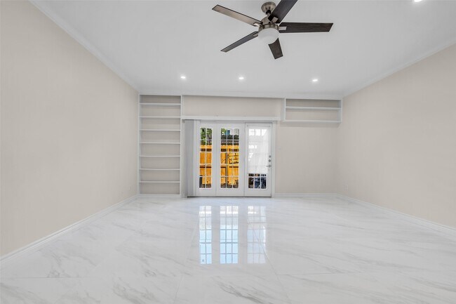 Building Photo - 14715 Barryknoll Ln