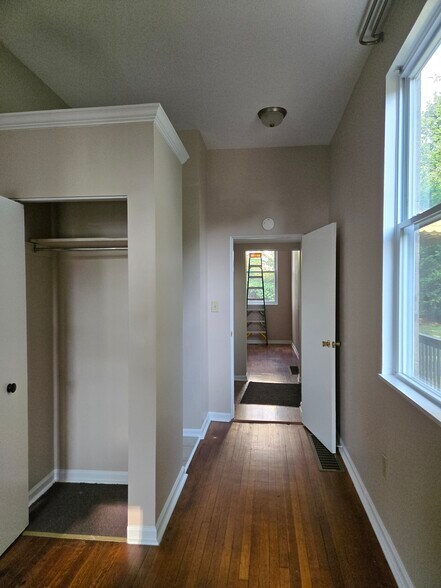bedroom at front to back - 220 Noble Ave
