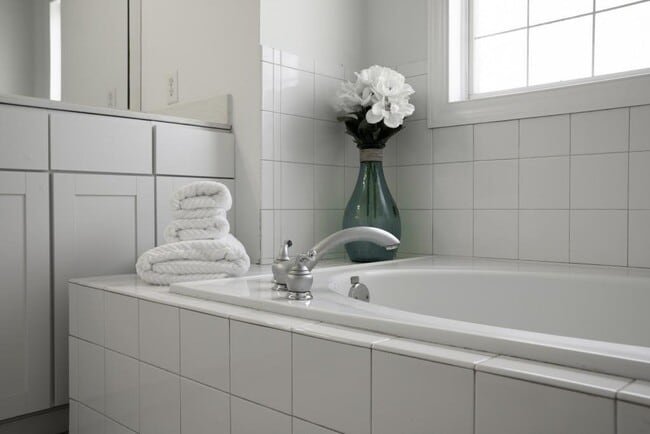 Building Photo - 78 Crumley St SE