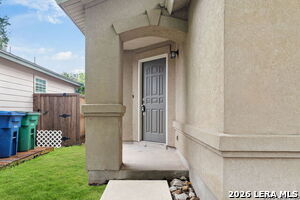 Building Photo - 323 Amberdale Oak