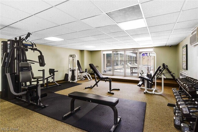 Building Photo - 10301 Lake Ave