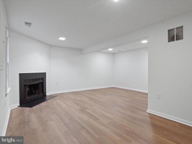 Building Photo - 5513 Ridgeton Hill Ct