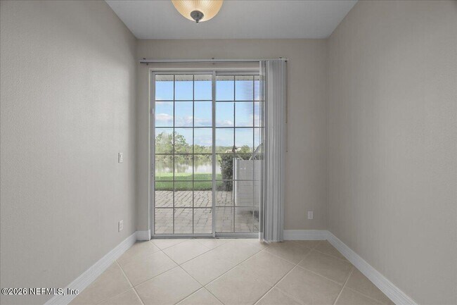 Building Photo - 539 Hedgewood Dr