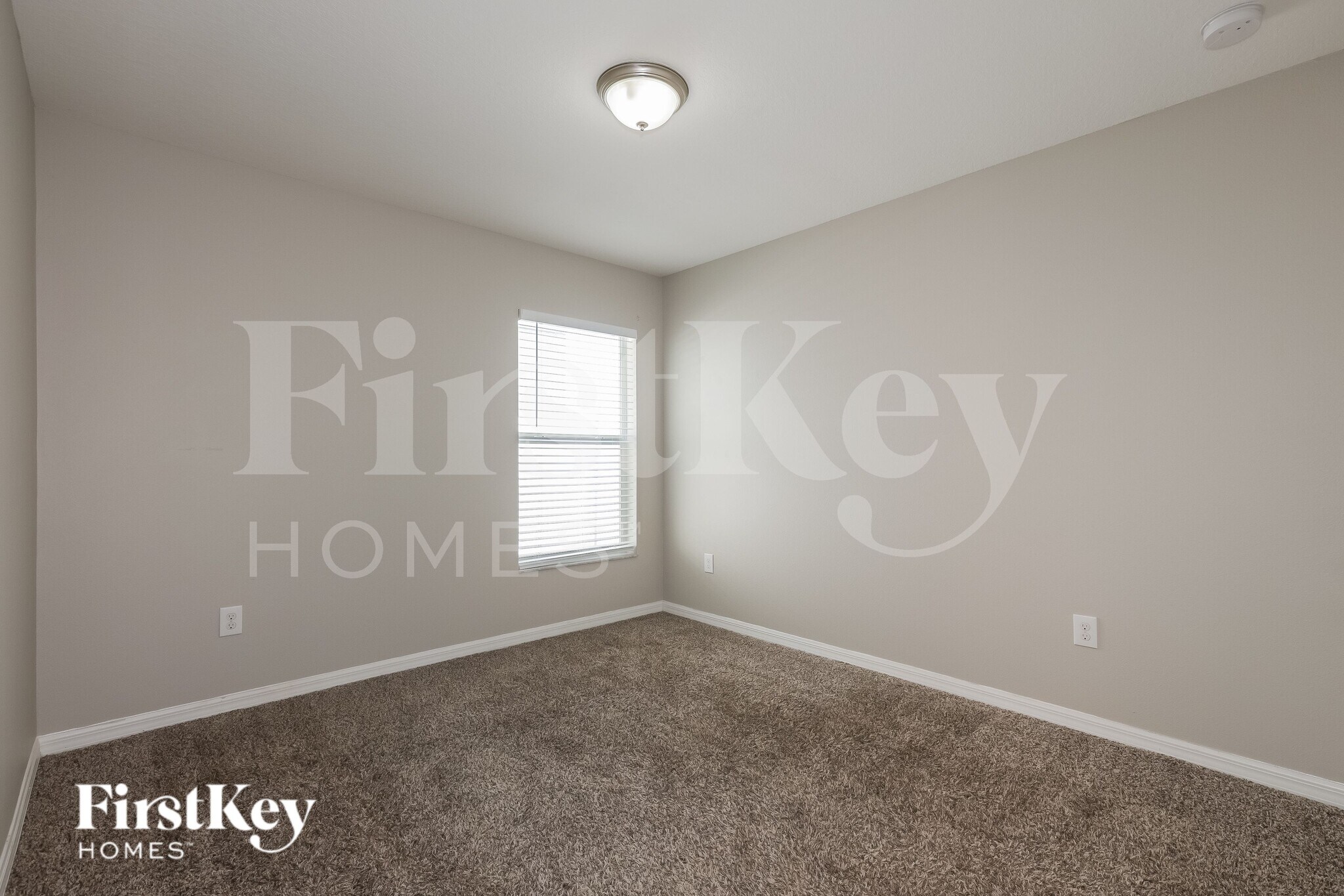 Building Photo - 10621 Standing Stone Dr