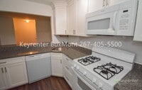 Building Photo - 115 Hickory Ct