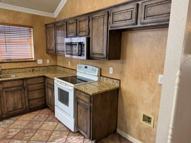 Building Photo - 8112 Burleigh St