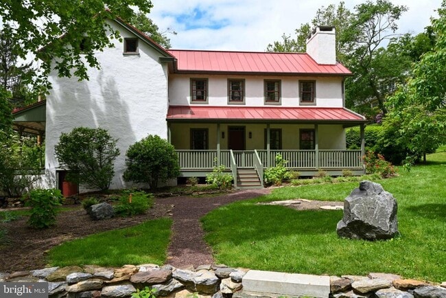 Building Photo - 1451 Old Ridge Rd