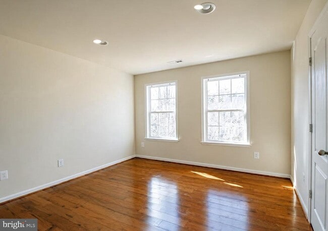 Building Photo - 15329 Colonel Tansill Ct