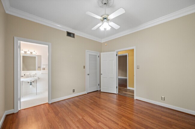 Building Photo - 254 Berkley Ct