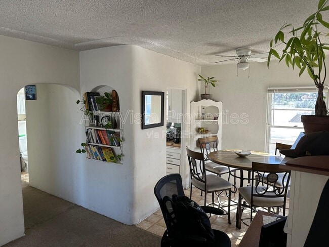 Building Photo - 4859 Santa Cruz Ave