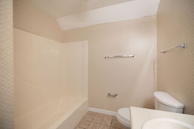 Building Photo - 110 Breckenridge Ln