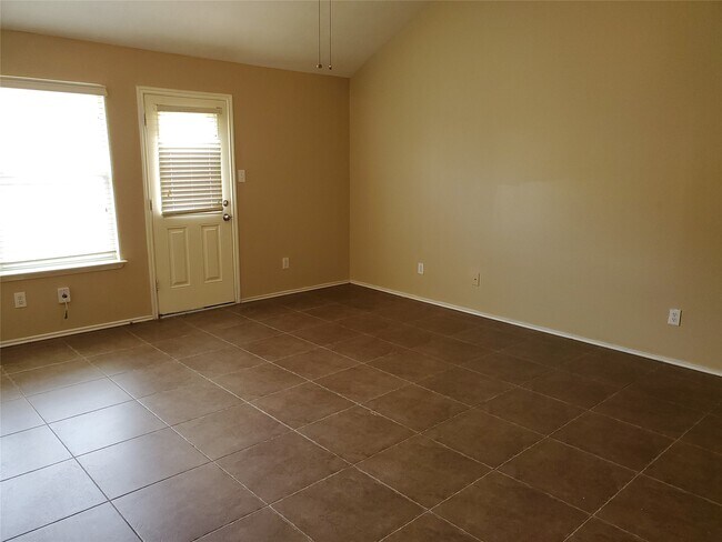 Building Photo - 2659 Daryns Landing Dr