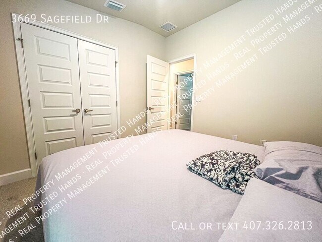Building Photo - 3669 Sagefield Dr