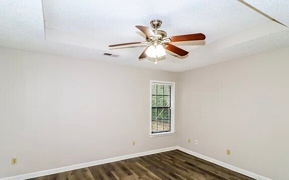 Building Photo - 2654 Van Eaton Ln