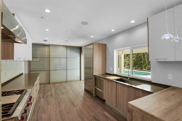 Building Photo - 11905 SW 67th Ave