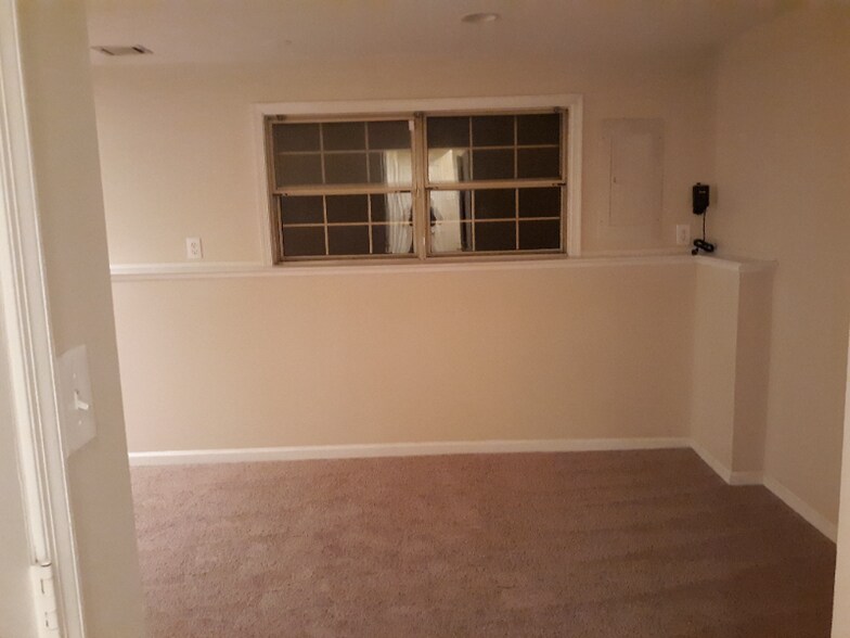 Building Photo - 7633 Chadds Landing Way