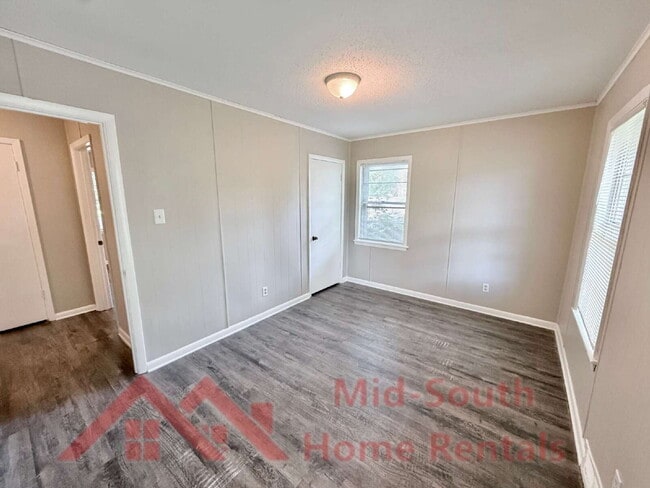 Building Photo - 4271 Coventry Dr
