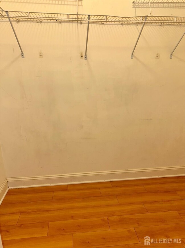 Building Photo - 616 Middlesex Ave