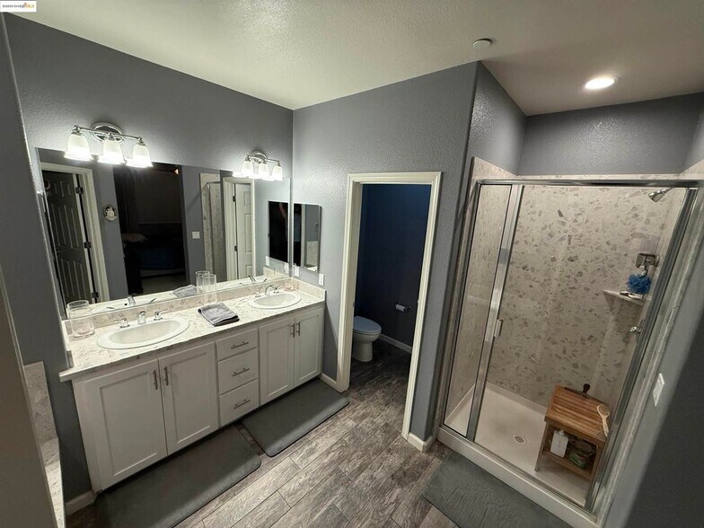 Building Photo - 482 Crimson Clover Ct
